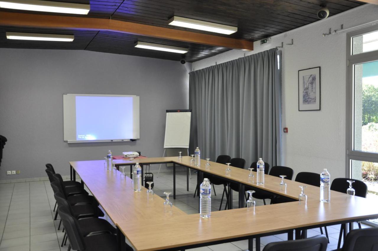 Henri 4 Otel Rostrenen Dış mekan fotoğraf