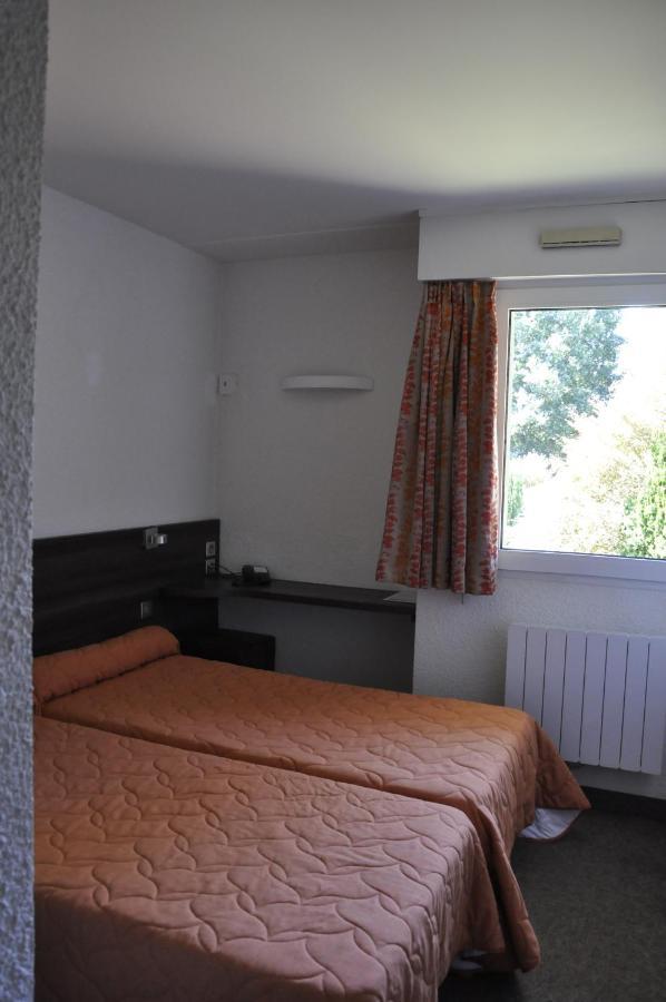 Henri 4 Otel Rostrenen Dış mekan fotoğraf