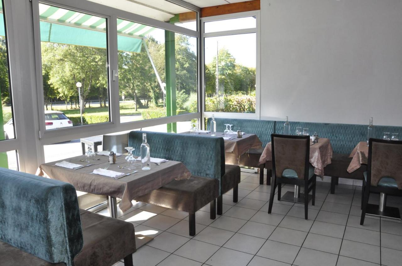 Henri 4 Otel Rostrenen Dış mekan fotoğraf