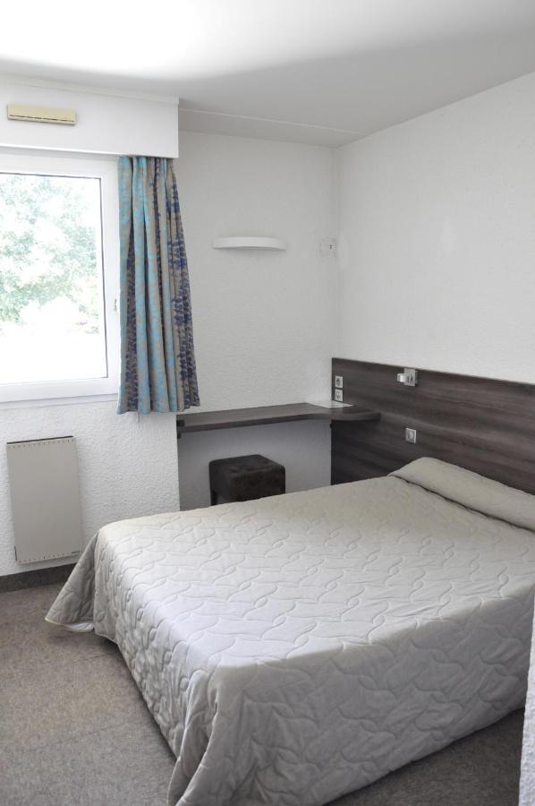 Henri 4 Otel Rostrenen Dış mekan fotoğraf